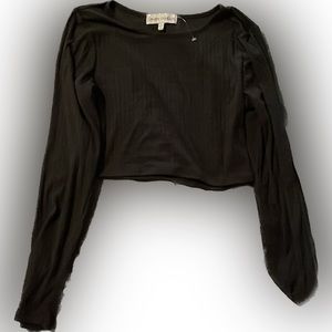 Black long sleeve crop top